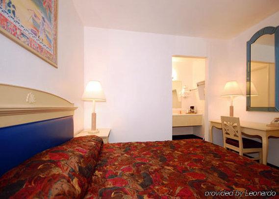 Travel Inn ルイストン エクステリア 写真